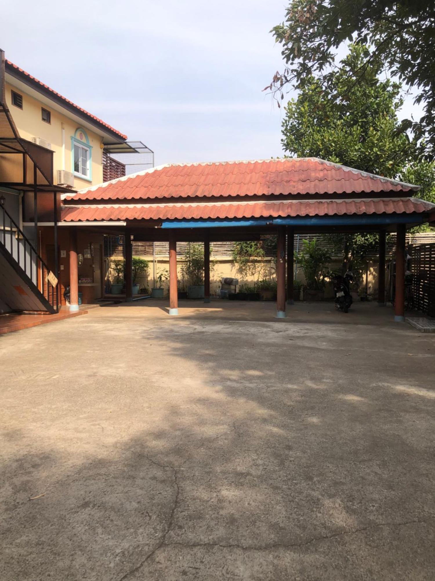 Ruen Thai Ban Rim Nam Kamphaeng Phet Exterior photo